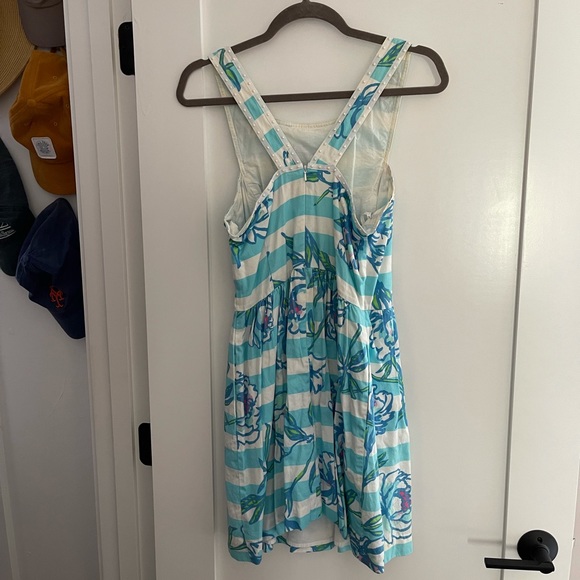 Lilly Pulitzer Cross-back Dress, size 6 - Picture 4 of 7